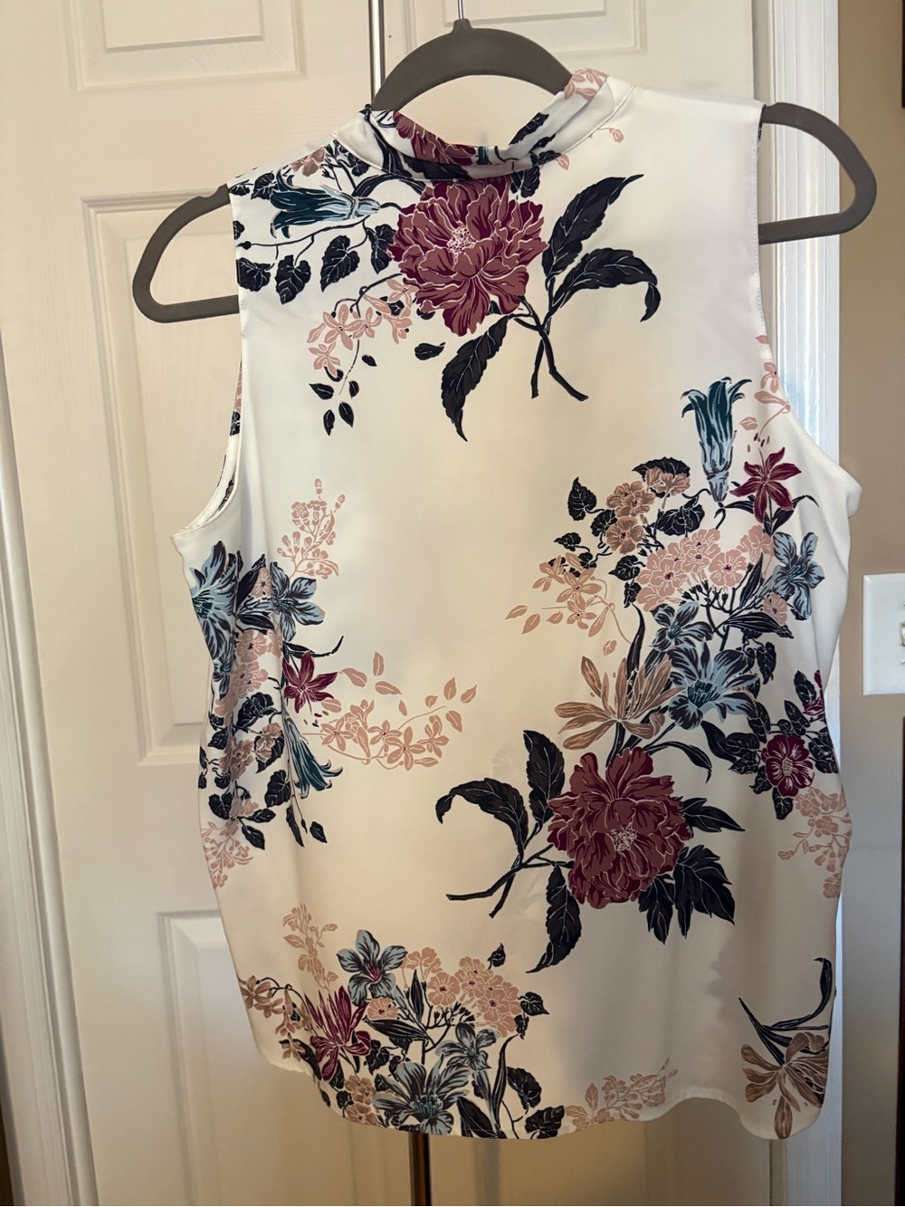 Floral Shell - Picture 2 of 3